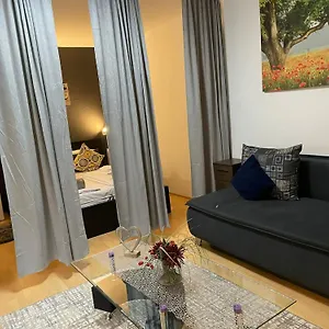 Apartamento West, Stuttgart
